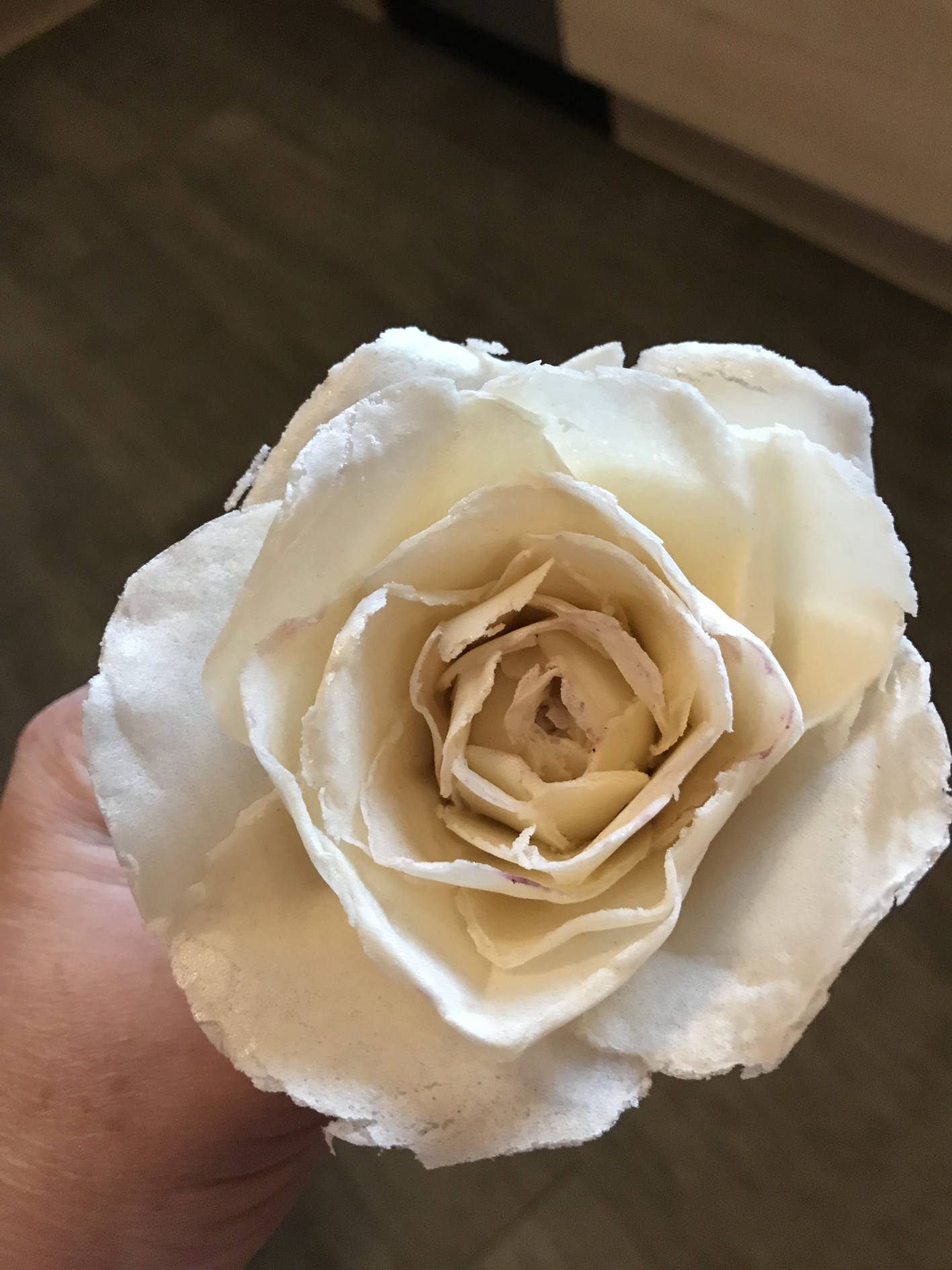 Rose aus Espapier